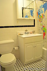 Apartment Little Italy - Bathroom
