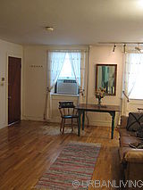 House Williamsburg - Living room