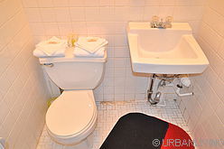 Apartment East Village - Toilet