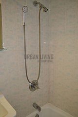 Apartment Midtown East - Bathroom