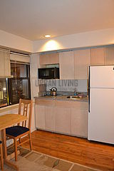 Apartment Midtown East - Kitchen