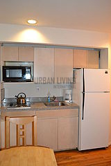 Apartment Midtown East - Kitchen
