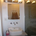 Apartment Midtown East - Bathroom