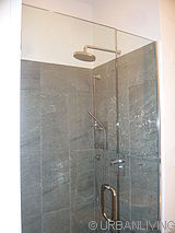 Apartment Midtown East - Bathroom