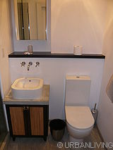 Apartment Midtown East - Bathroom