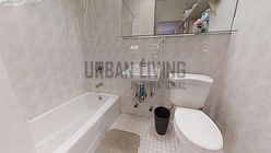 Apartment Midtown East - Bathroom