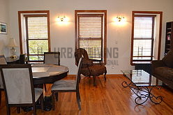 House Bedford Stuyvesant - Living room