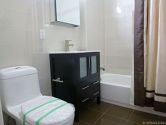 Apartment East Harlem - Bathroom