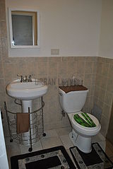 Townhouse Bushwick - Bathroom