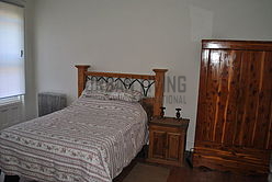 Townhouse Bushwick - Bedroom 2