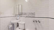 Duplex Harlem - Bathroom