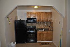 House Bushwick - Kitchen