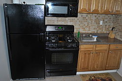 House Bushwick - Kitchen