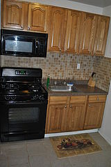 House Bushwick - Kitchen