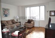 Apartment Theatre District - Living room