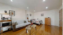Apartment Fashion District - Living room