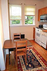 Apartment Woodside - Kitchen