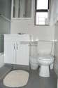 Apartment East Harlem - Bathroom