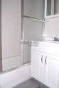 Apartment East Harlem - Bathroom