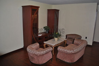 Brooklyn 2 bedroom Townhouse