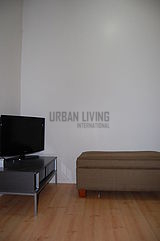 House Bushwick - Living room