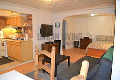 House Bushwick - Living room