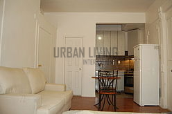 House Bushwick - Living room