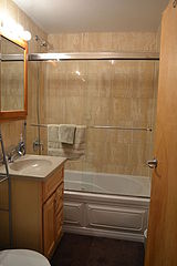 Apartment Midtown West - Bathroom