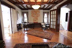 House Nassau County - Living room
