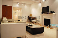 Apartment Midtown West - Living room