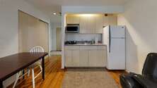 Apartment Midtown East - Kitchen