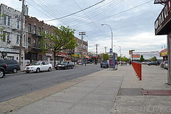 Дом East New York