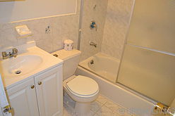 Townhouse Bedford Stuyvesant - Bathroom