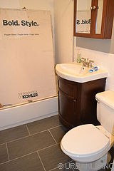 Triplex Hamilton Heights - Bathroom