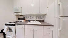 Apartment Theatre District - Kitchen