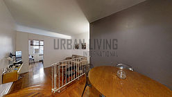 Apartment Theatre District - Living room