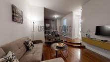 Apartment Theatre District - Living room
