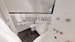 Apartment Midtown West - Bathroom