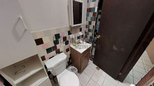 Apartment Harlem - Bathroom