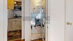 Apartment Midtown East - Bathroom