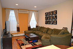 Apartment Harlem - Living room