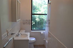 Apartment Harlem - Bathroom