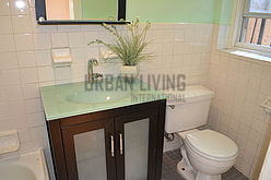 Apartment Harlem - Bathroom