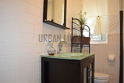 Apartment Harlem - Bathroom