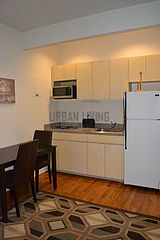 Apartment Midtown East - Kitchen