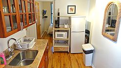 Apartment Fashion District - Living room