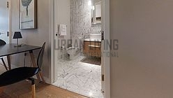 Modern residence Financial District - Bathroom