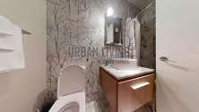Modern residence Financial District - Bathroom