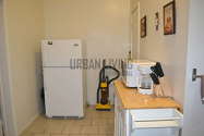 House Bushwick - Kitchen