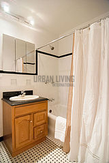 Apartment Midtown West - Bathroom